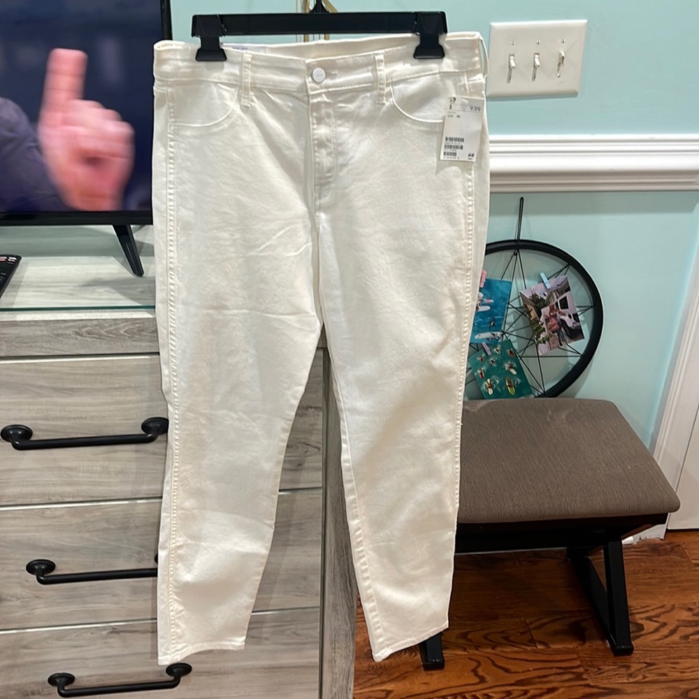 Brand New White Jeans!!